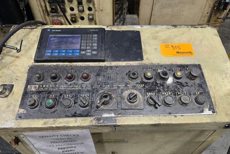 15000 LB X 40" X .078" LI YIH SERVO FEEDLINE