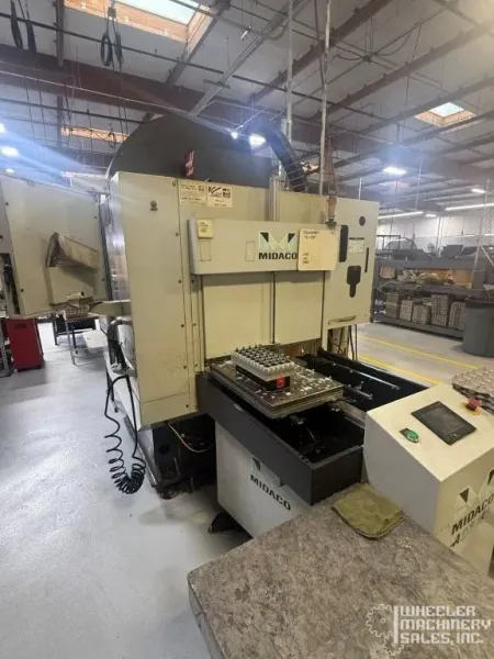2011 HAAS DT-1 Vertical Machining Center w/ Midaco Pallet Changer #8366 #2