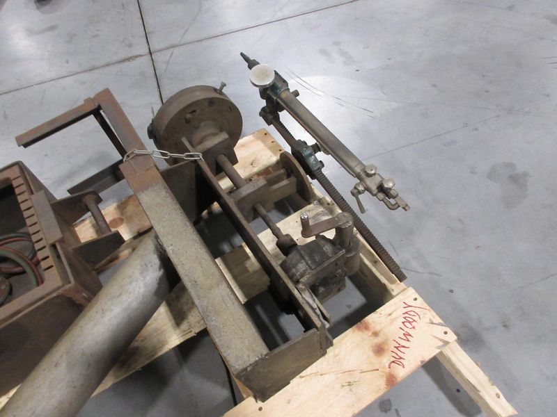Pedestal Mount, Manual Rotary Cutting Torch, with Smith's Adjustable Mount Oxy/Acetylene Torch- Auction Item