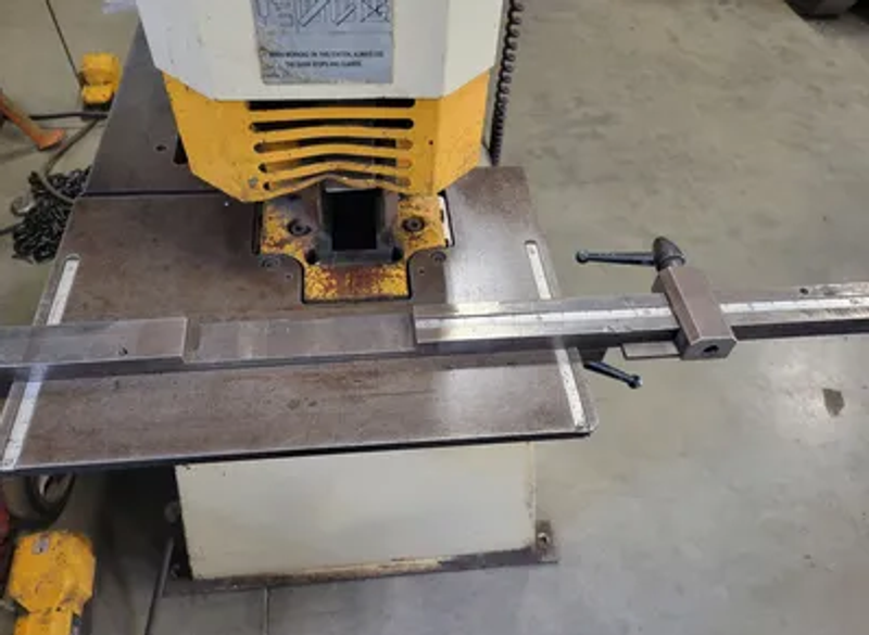 2000 Geka HYD-110 Ironworker (#6030)