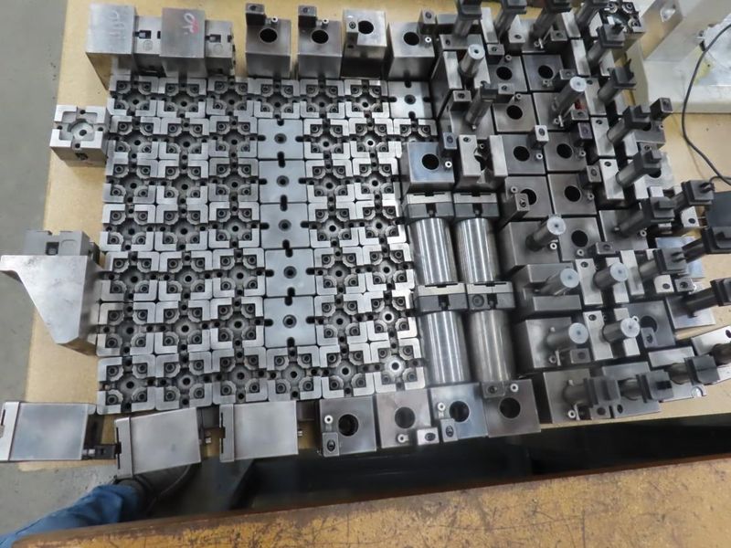 System 3R Macro Pallets w Top Plates, Assorted 20MM Electrode Holders And More!- Auction Item