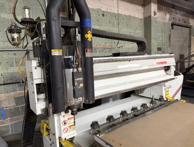 Thermwood CS45-510 5′ x 10′ CNC Router (2013)