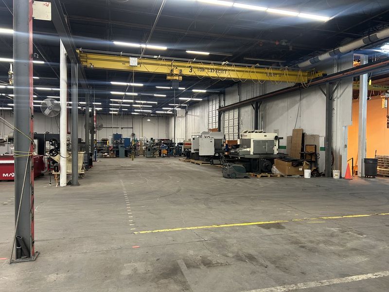 Shaw-Box 36′ x 68′ 3 Ton Top Running Single Girder Bridge Crane