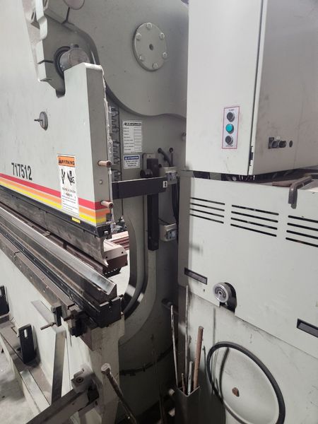 Accurpress 717512 175 Ton x 12′ CNC Press Brake (2016)
