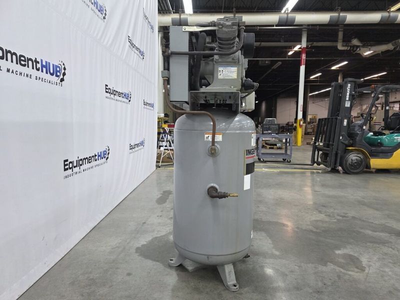 Ingersoll-Rand 2475N7.5 7.5 HP Air Compressor