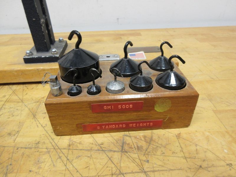 Proto-Chapman #6002 Calibrator Balance Beam Scale, Capacity 160 Inch Ounces, with Standard Weight Set- Auction Item