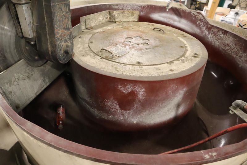 Hammond Roto-Finish HR-17 VIbratory Combo Finishing, Washing, Drying Unit, with Magnetic Parts Separation- Auction Item