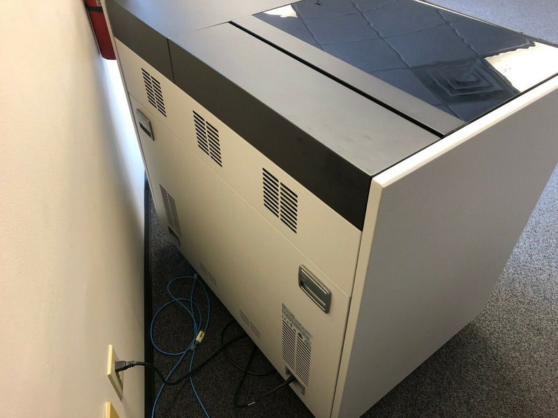 2018 3D Systems ProJet MJP 2500 Plus 3D Printer 800 Print Hours