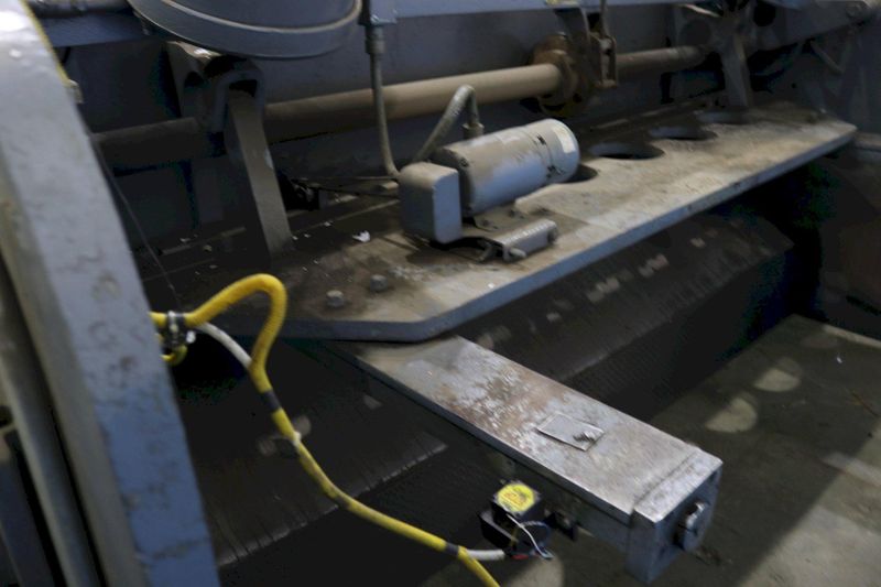10' X 1/4' CINCINNATI POWER SQUARING SHEAR: STOCK #72173