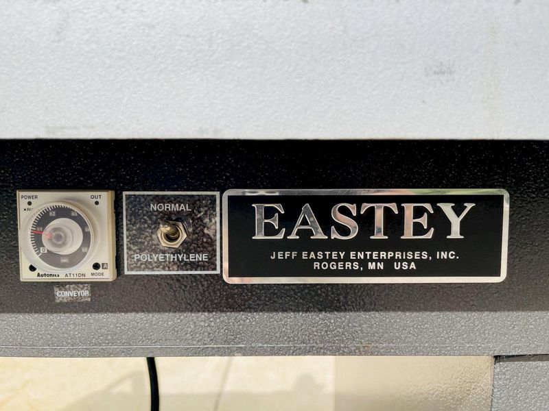 Eastey EM28T Manual L-Bar Sealer w/ Powered Take Away Conveyor