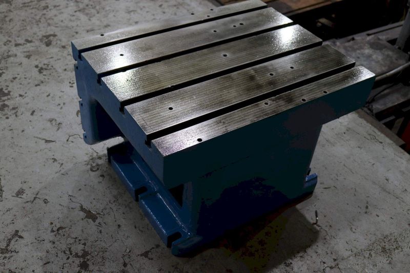 CARLTON BOX DRILL TABLE: STOCK #73087