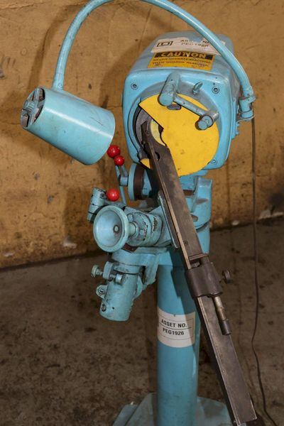 2-1/2" STERLING DRILL GRINDER: STOCK #73053