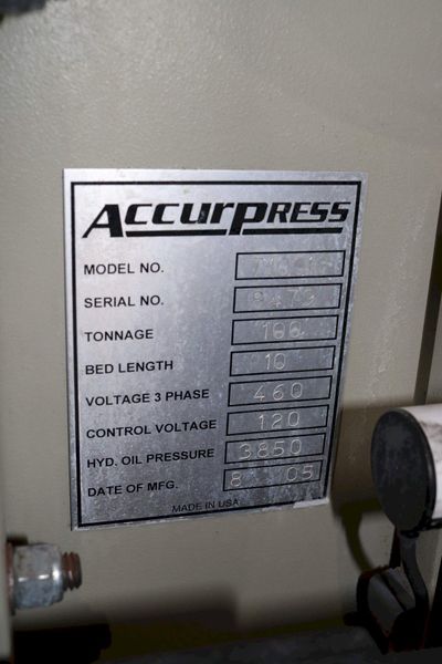 100 TON X 10' ACCURPRESS ADVANTAGE HYDRAULIC BRAKE: STOCK #72739