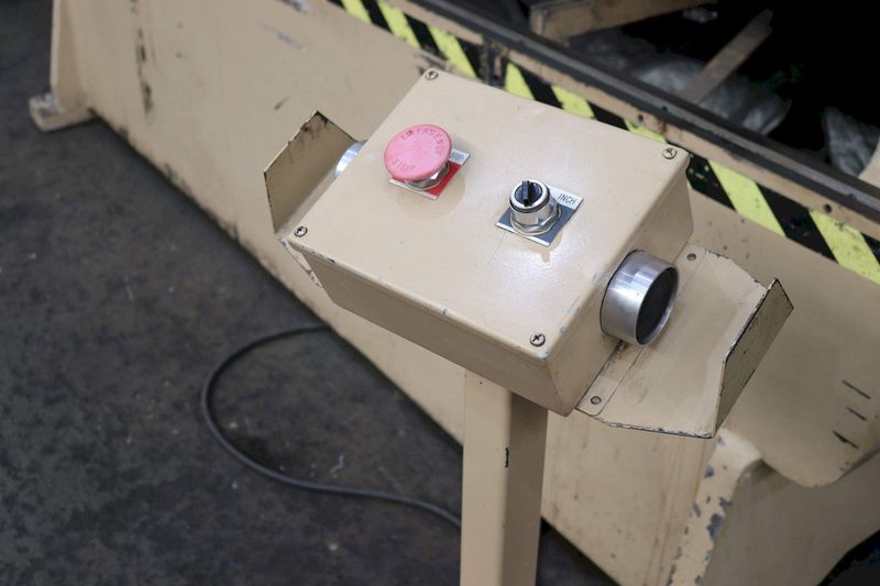 100 TON X 10'   STANDARD HYDRAULIC PRESS BRAKE: STOCK#72645