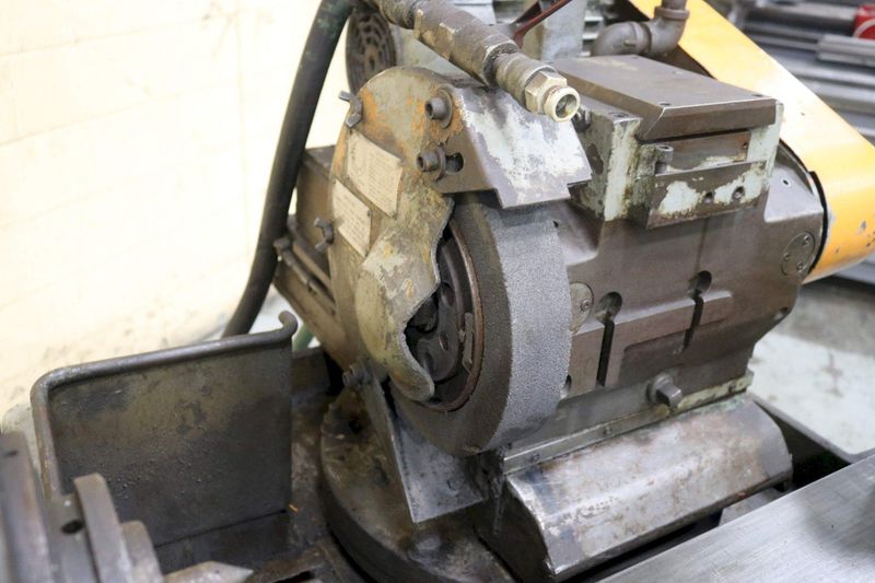 10" X 24" CINCINNATI UNIVERSAL CYLINDRICAL GRINDER: STOCK #72003