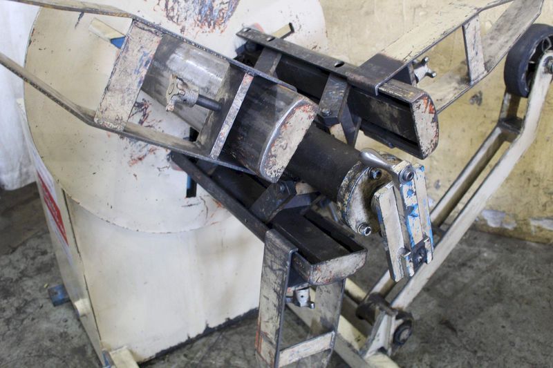 6000 LBS AIR FEED MOTORIZED COIL REEL: STOCK #71991