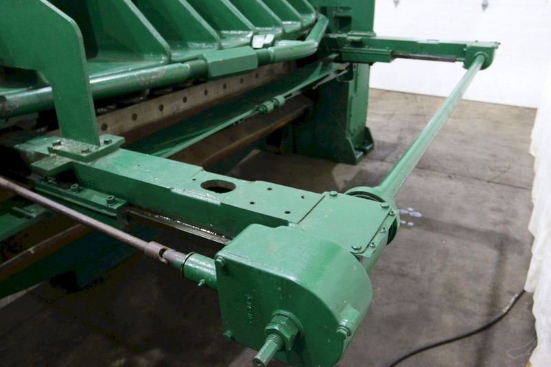 10' X 1/2" WYSONG MODEL #1050 POWER SQUARING SHEAR: STOCK #71377