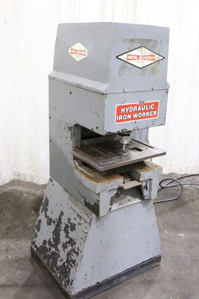35 TON METAL MUNCHER MODEL #GB35 PUNCH: STOCK #71213