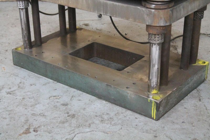 12 TON AIRAM 4 POST PNEUMATIC CUTOFF PRESS: STOCK #65978