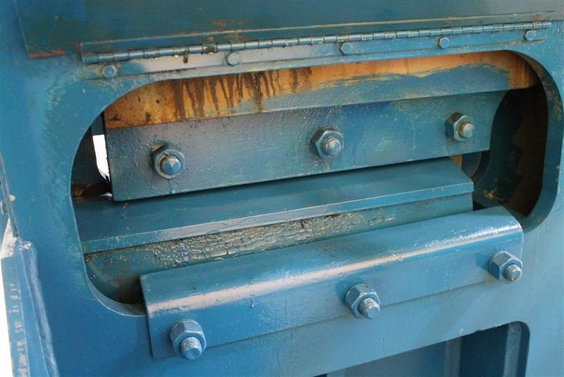 75 TON 6" X 6" X 1/2" BUFFALO 75 TON HYDRAULIC IRONWORKER: STOCK #57965
