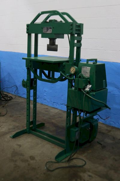 50 TON K R WILSON HYDRAULIC H FRAME PRESS: STOCK #73436