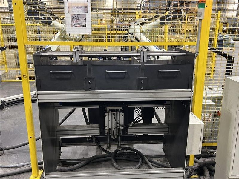 MIIC T-WIN22L CNC ROBOTIC TUBE BENDING CELL