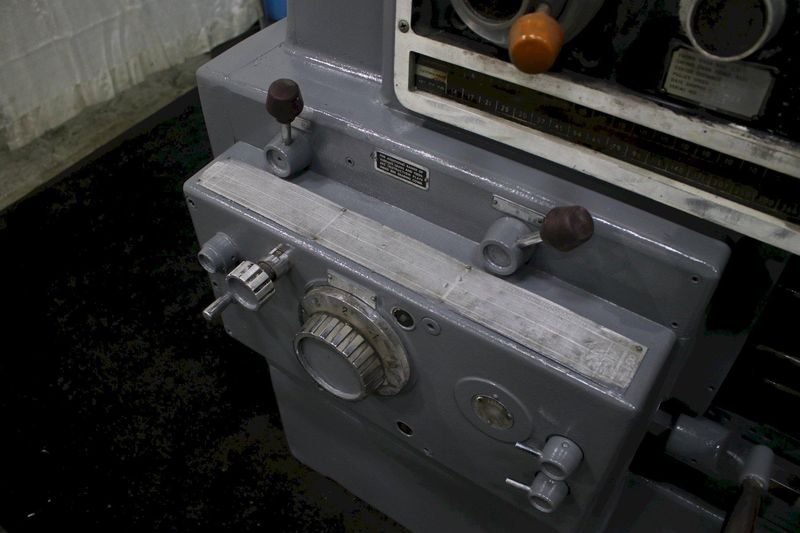 18" SWING X 30" LODGE AND SHIPLEY ENGINE LATHE STOCK #64368
