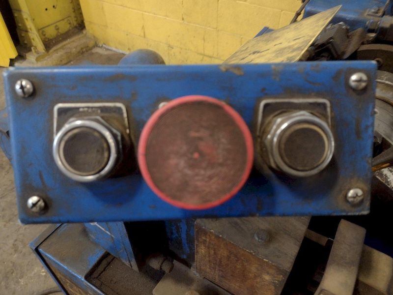 3/4" (2) HEAD ASHLAND MODEL #100 PIPE THREADER WITH  LANDIS LANCO #6T HEADS: STOCK #18210