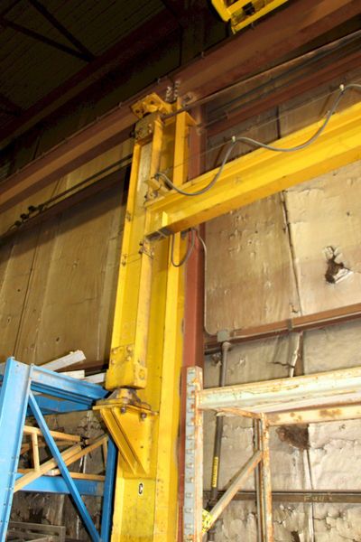 2 TON C&M LOADSTAR POWER CHAIN HOIST: STOCK #11234