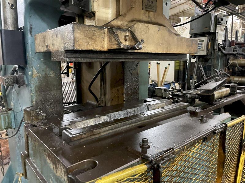 75 TON MINSTER MODEL #7 GAP FRAME PRESS, 3" STROKE: STOCK #15353