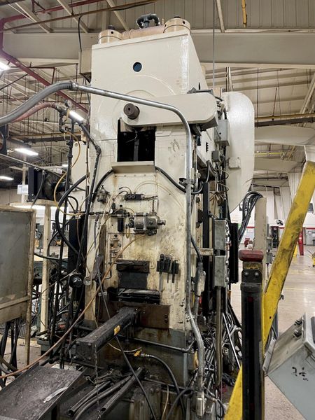 110 TON BROWN & BOGGS MODEL HP2-110 SRAIGHT SIDE PRESS: STOCK #15350