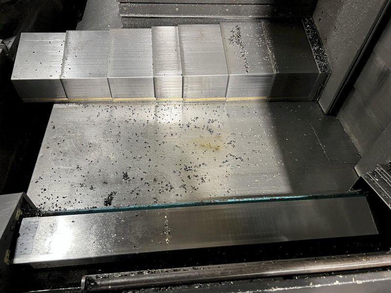Hyundai Wia #KH1000, CNC horizontal machining center, 82.6" X, 53.1" Y, 55.1" Z, 8000 RPM, 35 HP