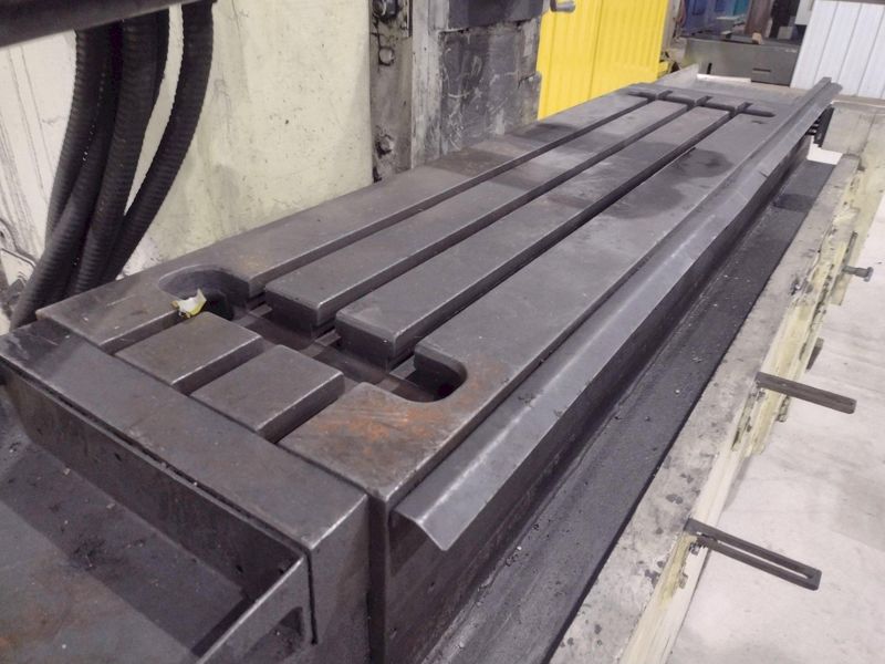 36" X 10 HP KEARNEY & TRECKER MODEL #1536A HORIZONTAL SIMPLEX MILL: STOCK #20256