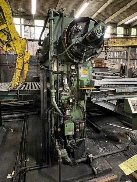 72" x 0.142" x 50,000# Herr Voss Cut To Length Line
