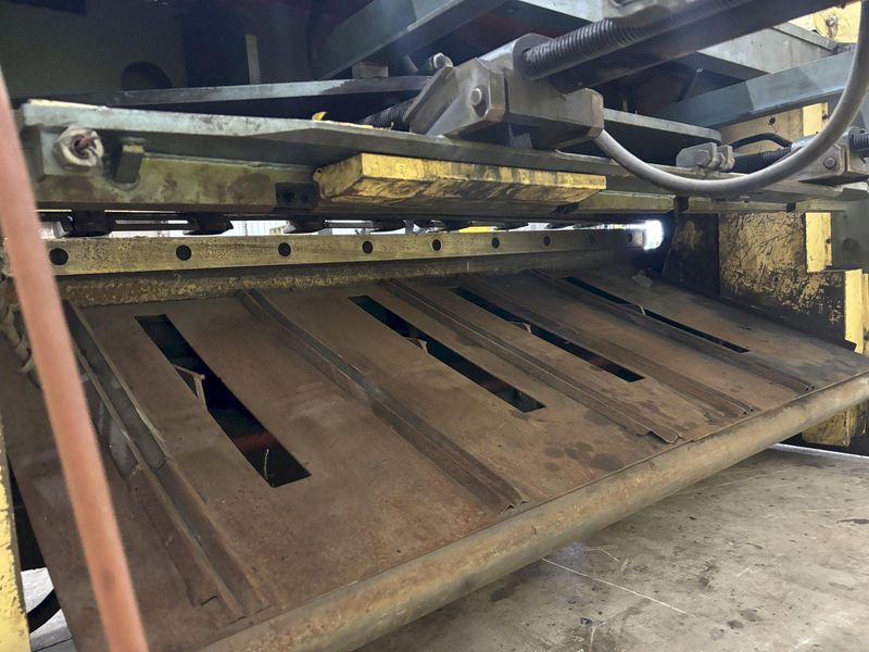 6' X 1/4" AMADA MODEL #M-2060 MECHANICAL POWER SHEAR: STOCK #20973