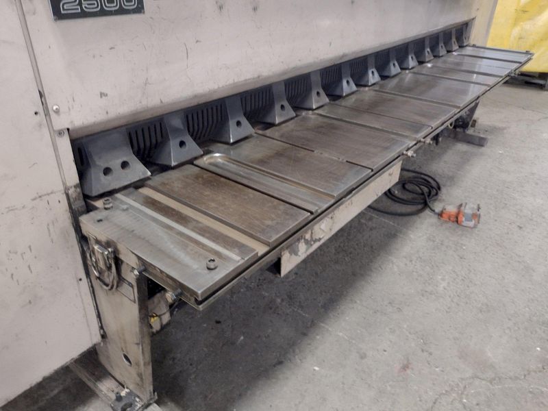 12' x 1/4" CINCINNATI MODEL #2500X12 FSU-II HYDRAULIC POWER SQUARING SHEAR: STOCK #18209