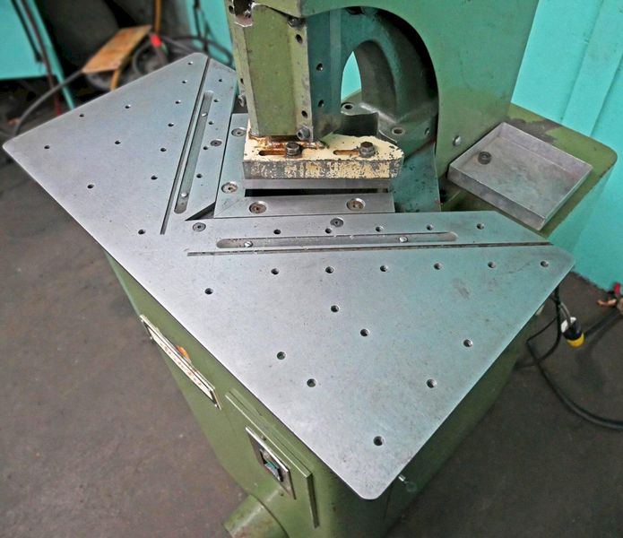 Di-Acro 16 Gauge Power Tab Notcher with Stand, No. 2P