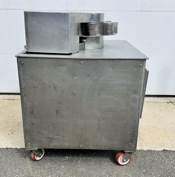 Urschel Laboratories Inc.  |  10 Station Semi-Automatic Rotating Onion Slicer