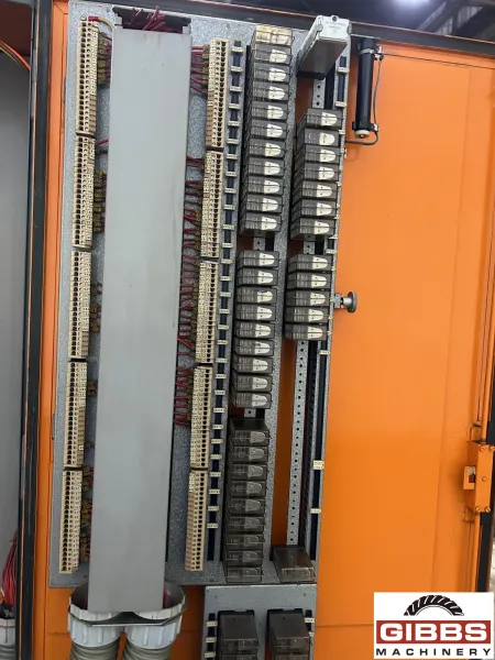 PFAUTER P-900 - Gear Hobber