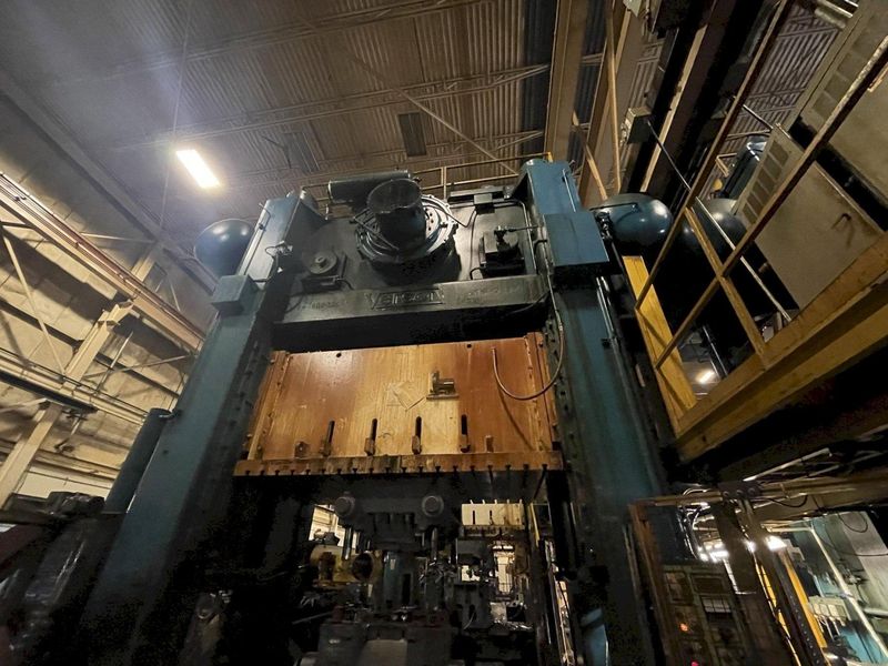 1000 ton Verson S4-1000-120-72t Used Straight Side Mechanical Metal Stamping Press For Sale, (3)
