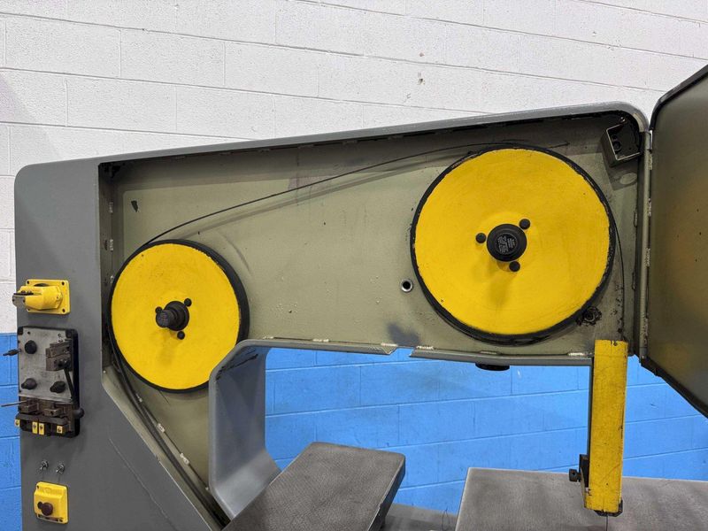 30" KALAMAZOO MODEL 30-R-10 STARTRITE VERTICAL BANDSAW: STOCK #80748