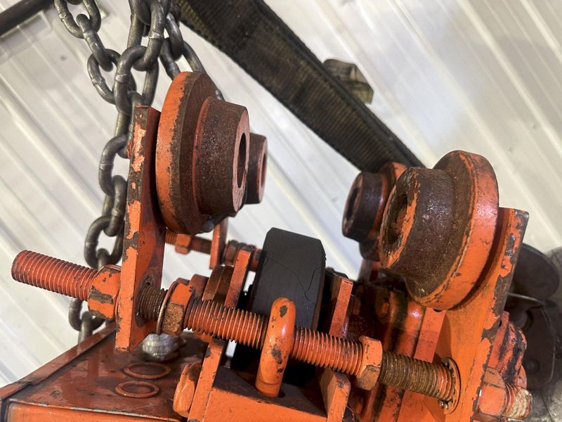 2 TON C & M LOADSTAR HOIST WITH POWER TROLLY: STOCK #78944