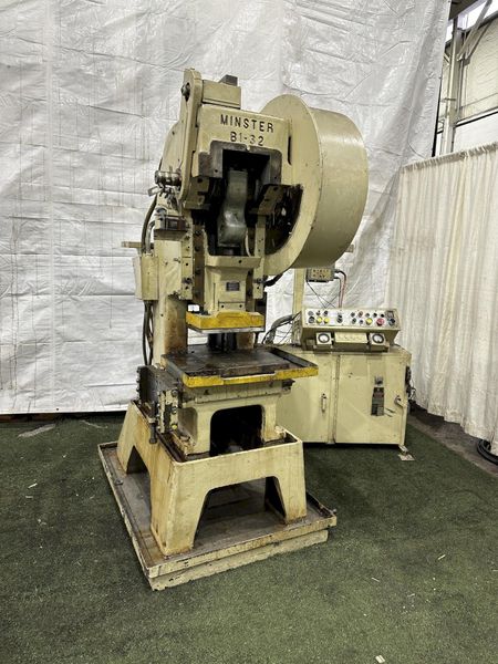 32 TON MINSTER HIGH SPEED PRODUCTION PRESS B-1: STOCK #77514