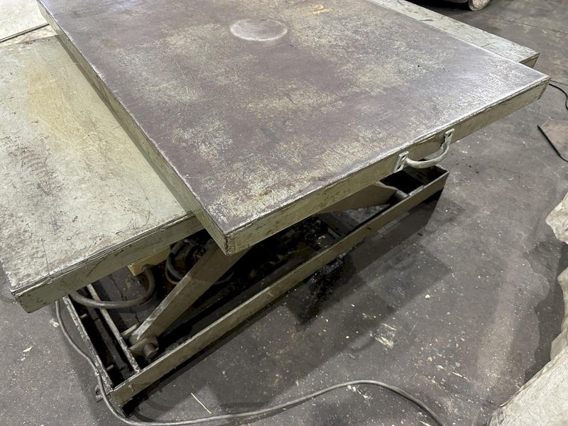 36" X 60" HYDRAULIC SCISSOR LIFT TABLE: STOCK #77619