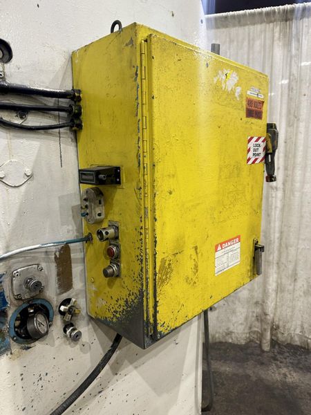 35 TON DENISON HYDRAULIC C FRAME PRESS: STOCK #77660