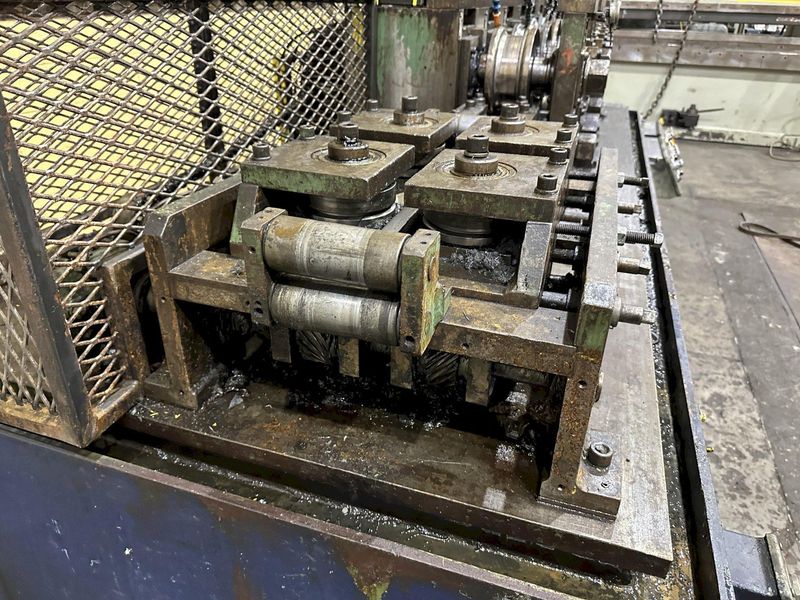 6 STAND X 2" DAHLSTROM  MODEL #550-6 OB ROLL FORMER: STOCK #77572
