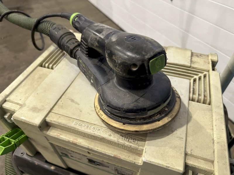 FESTOOL MODEL CT 33 E VACUUM WITH SANDER : STOCK #77443