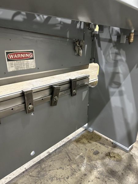 55 TON X 8' PACIFIC HYDRAULIC PRESS BRAKE: STOCK #76972