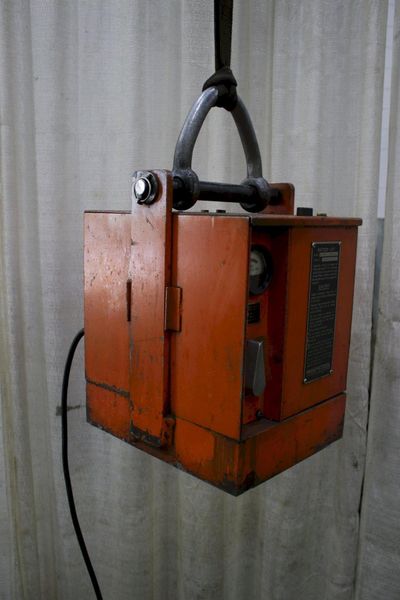 3000 LB MAGNETOOL MAGNETIC SHEET LIFTER: STOCK #75767