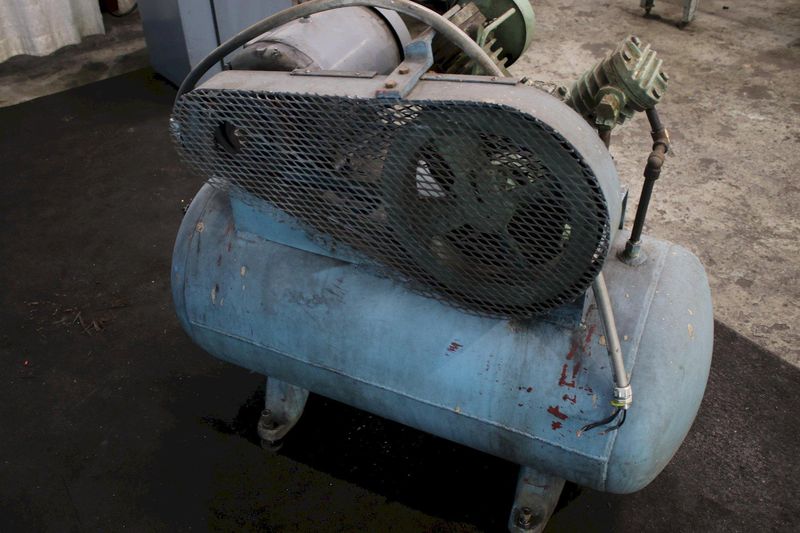 INGERSOLL RAND AIR COMPRESSOR; STOCK #75530